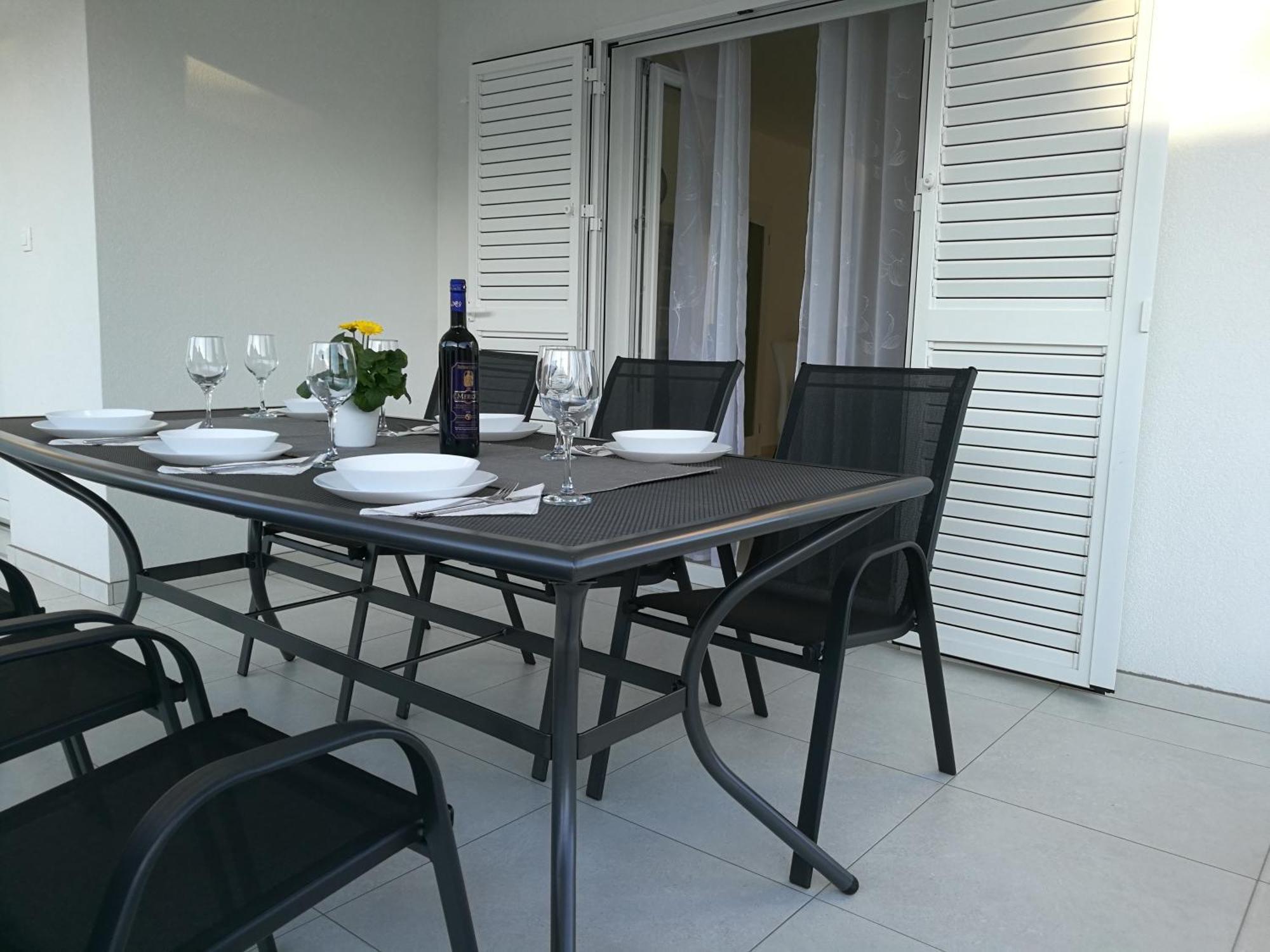 Holiday Home Bajlo Apartment With Three Bedrooms Zadar Exterior foto