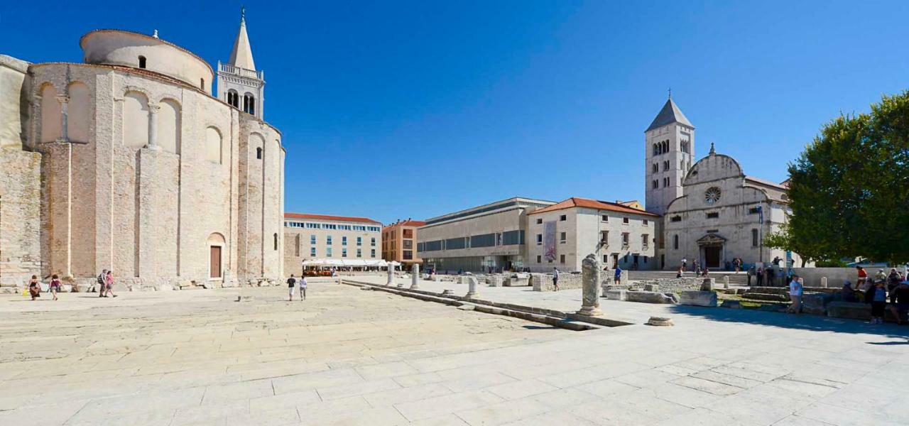 Holiday Home Bajlo Apartment With Three Bedrooms Zadar Exterior foto